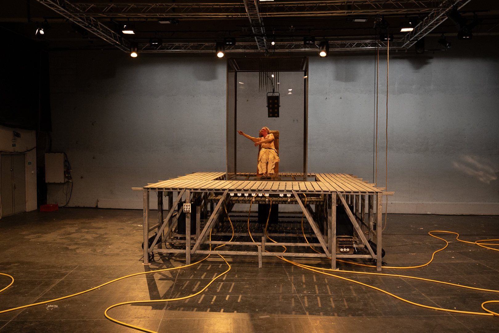 Foto #588 - APPARATUS